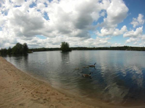 HELSINKI - Studio mit Sandstrand & Seeblick nahe Rhein-Main und Spessart